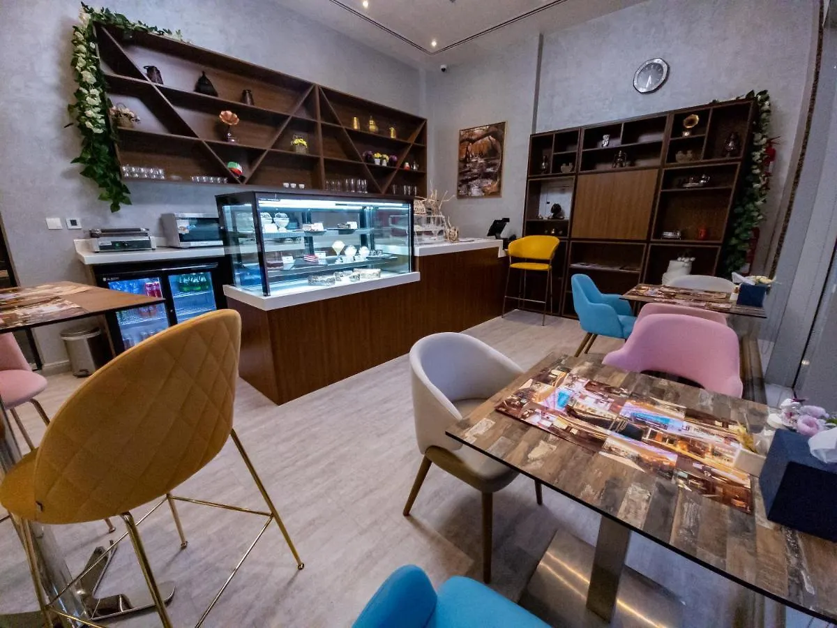 الشارقة Luxe Grand Hotel Apartments 5*,  الإمارات العربية المتحدة