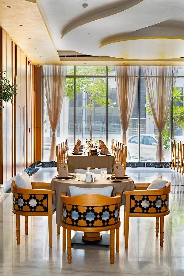 Luxe Grand Hotel Apartments Sharjah Aparthotel